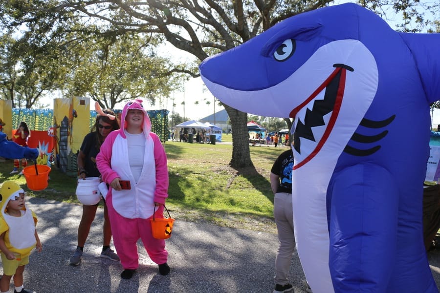 trick-or-treat-2023-cleanpix